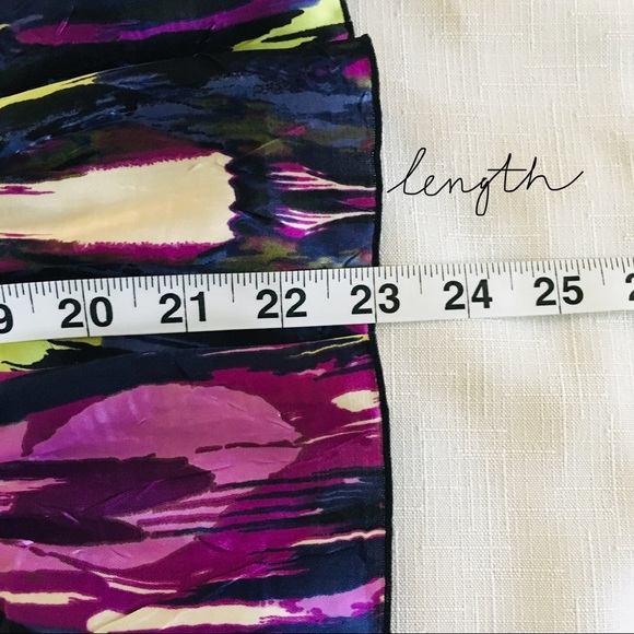 Bisou Bisou Large L Deep V-Neck Purple Tank Shirt - Picture 6 of 8